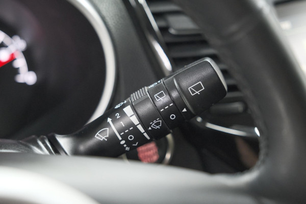 Kia Venga 1.6 CVVT Summer Edition | Trekhaak | Camera | Navigatie