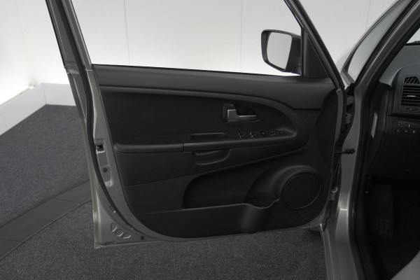 Kia Venga 1.6 CVVT Summer Edition | Trekhaak | Camera | Navigatie