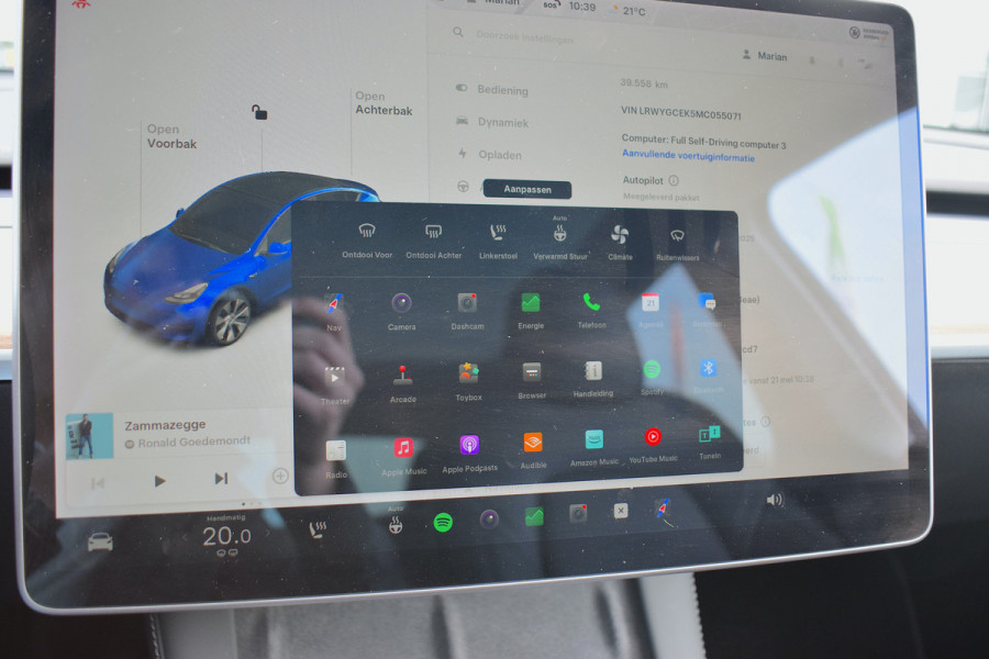 Tesla Model Y Long Range AWD 75 kWh | SOH: 93,6% | Achterbank verw. | Stuurverwarming