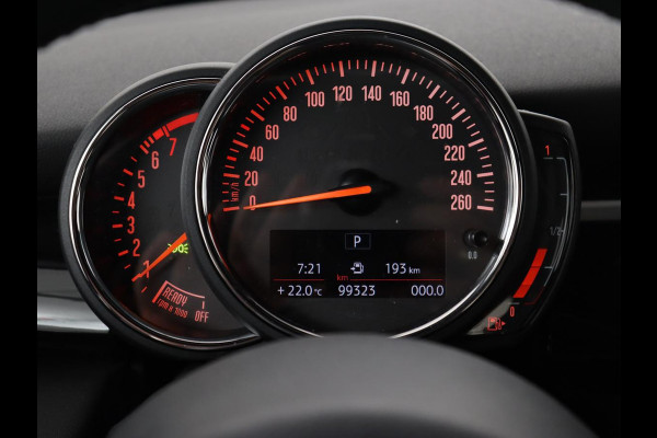 MINI Cooper 1.5 Chili | Stoelverwarming | Carplay | Full LED | Climate control | Half leder | Navigatie | Parkeerhulp | Cruise control | Bluetooth