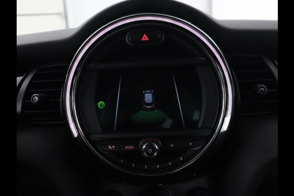 MINI Cooper 1.5 Chili | Stoelverwarming | Carplay | Full LED | Climate control | Half leder | Navigatie | Parkeerhulp | Cruise control | Bluetooth