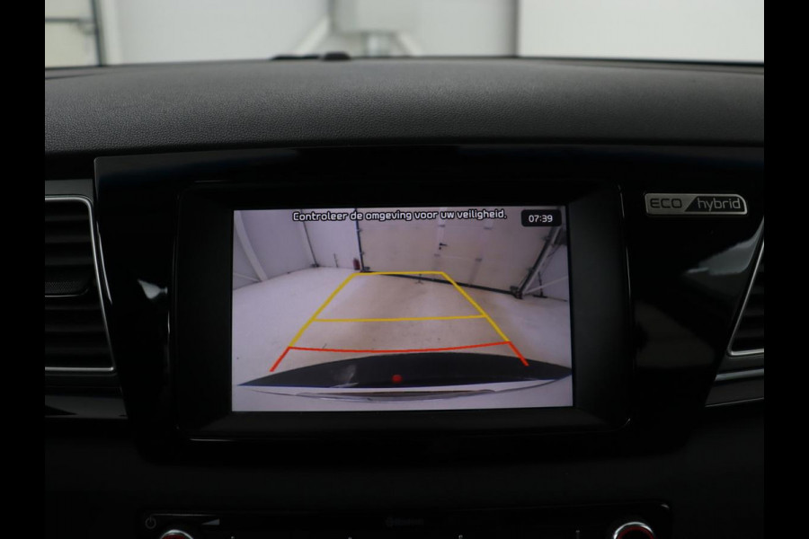 Kia Niro 1.6 GDi Hybrid DynamicLine | Trekhaak | Camera | Carplay | Half leder | Navigatie | Parkeerhulp | Climate control | Cruise control