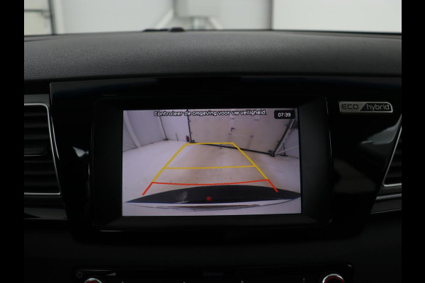 Kia Niro 1.6 GDi Hybrid DynamicLine | Trekhaak | Camera | Carplay | Half leder | Navigatie | Parkeerhulp | Climate control | Cruise control