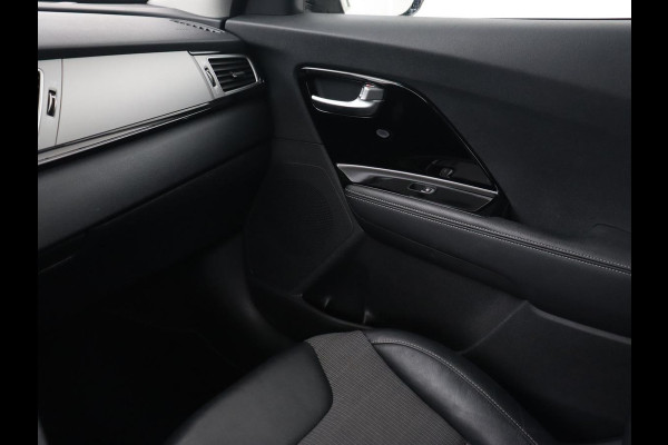 Kia Niro 1.6 GDi Hybrid DynamicLine | Trekhaak | Camera | Carplay | Half leder | Navigatie | Parkeerhulp | Climate control | Cruise control