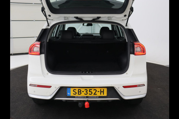 Kia Niro 1.6 GDi Hybrid DynamicLine | Trekhaak | Camera | Carplay | Half leder | Navigatie | Parkeerhulp | Climate control | Cruise control
