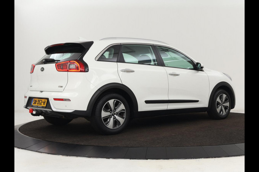 Kia Niro 1.6 GDi Hybrid DynamicLine | Trekhaak | Camera | Carplay | Half leder | Navigatie | Parkeerhulp | Climate control | Cruise control