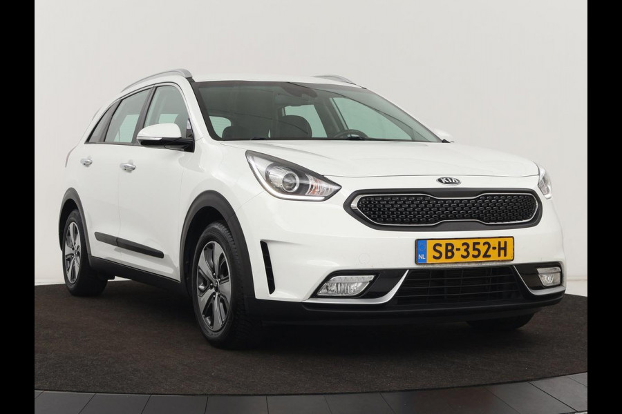 Kia Niro 1.6 GDi Hybrid DynamicLine | Trekhaak | Camera | Carplay | Half leder | Navigatie | Parkeerhulp | Climate control | Cruise control
