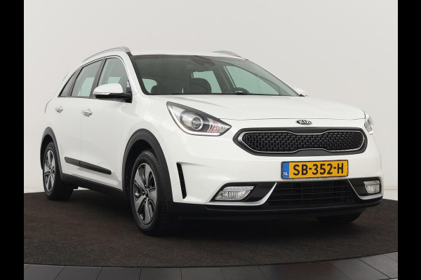 Kia Niro 1.6 GDi Hybrid DynamicLine | Trekhaak | Camera | Carplay | Half leder | Navigatie | Parkeerhulp | Climate control | Cruise control