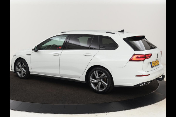 Volkswagen Golf 1.5 TSI R-Line | Trekhaak | Beats Audio | Camera | Stoelverwarming | Matrix LED | Sportstoelen | Adaptive cruise | Carplay | Dodehoek detectie | Keyless | Park Assist | Navigatie