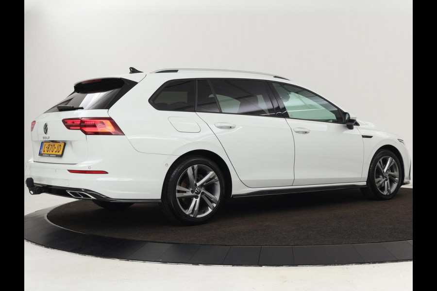 Volkswagen Golf 1.5 TSI R-Line | Trekhaak | Beats Audio | Camera | Stoelverwarming | Matrix LED | Sportstoelen | Adaptive cruise | Carplay | Dodehoek detectie | Keyless | Park Assist | Navigatie