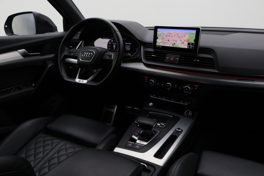 Audi Q5 3.0 TFSI SQ5 quattro Pro Line Plus Panoramadak, B&O, Apple Carplay, Elektr. Stoelen, LED, Trekhaak, 22"