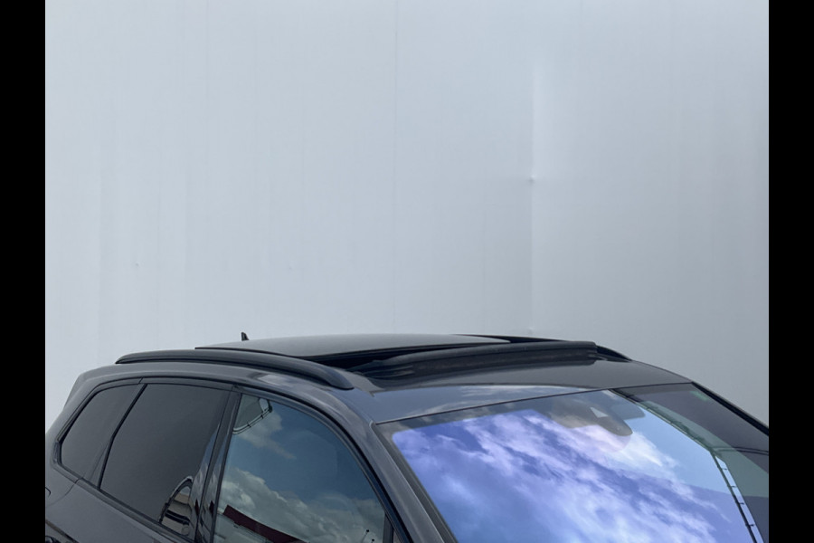 Volkswagen Touareg 3.0 TSI 4MOTION R 462PK PHEV Pano Elek.Trekhaak [3500KG] Luchtvering Matrix Memory VOL!