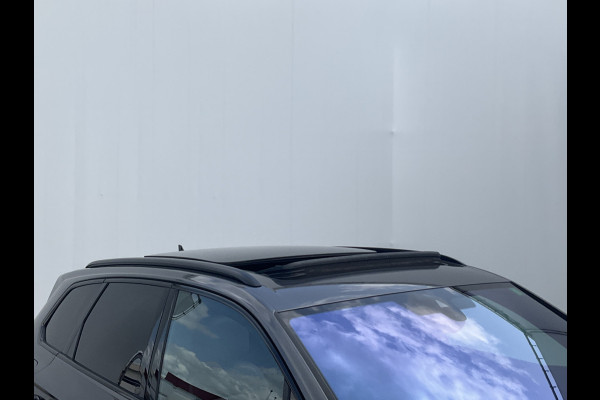 Volkswagen Touareg 3.0 TSI 4MOTION R 462PK PHEV Pano Elek.Trekhaak [3500KG] Luchtvering Matrix Memory VOL!