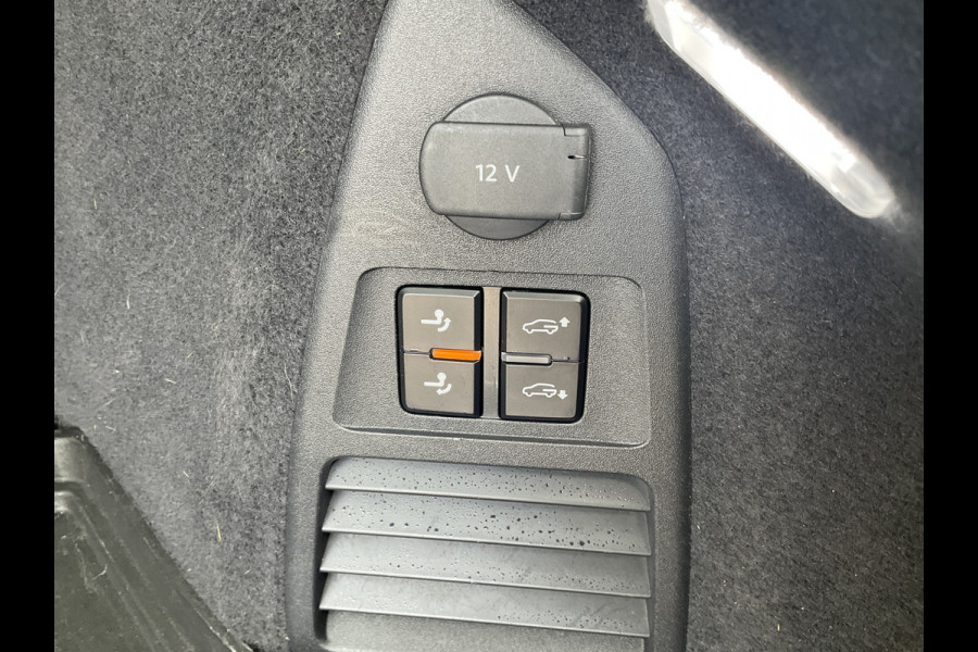 Volkswagen Touareg 3.0 TSI 4MOTION R 462PK PHEV Pano Elek.Trekhaak [3500KG] Luchtvering Matrix Memory VOL!