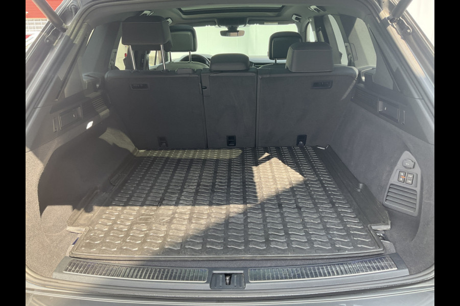Volkswagen Touareg 3.0 TSI 4MOTION R 462PK PHEV Pano Elek.Trekhaak [3500KG] Luchtvering Matrix Memory VOL!