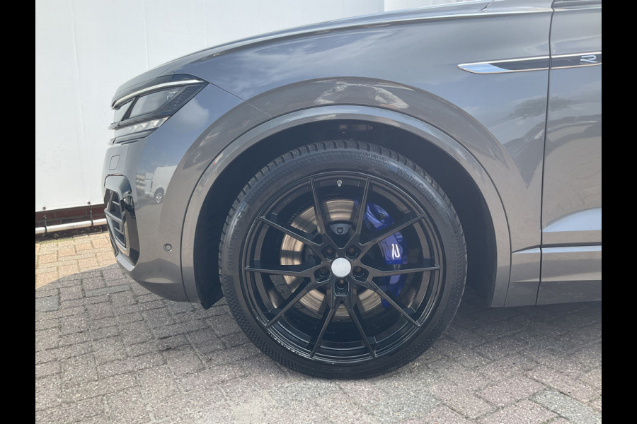 Volkswagen Touareg 3.0 TSI 4MOTION R 462PK PHEV Pano Elek.Trekhaak [3500KG] Luchtvering Matrix Memory VOL!