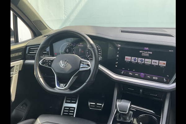 Volkswagen Touareg 3.0 TSI 4MOTION R 462PK PHEV Pano Elek.Trekhaak [3500KG] Luchtvering Matrix Memory VOL!