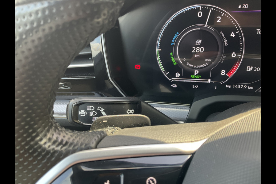 Volkswagen Touareg 3.0 TSI 4MOTION R 462PK PHEV Pano Elek.Trekhaak [3500KG] Luchtvering Matrix Memory VOL!