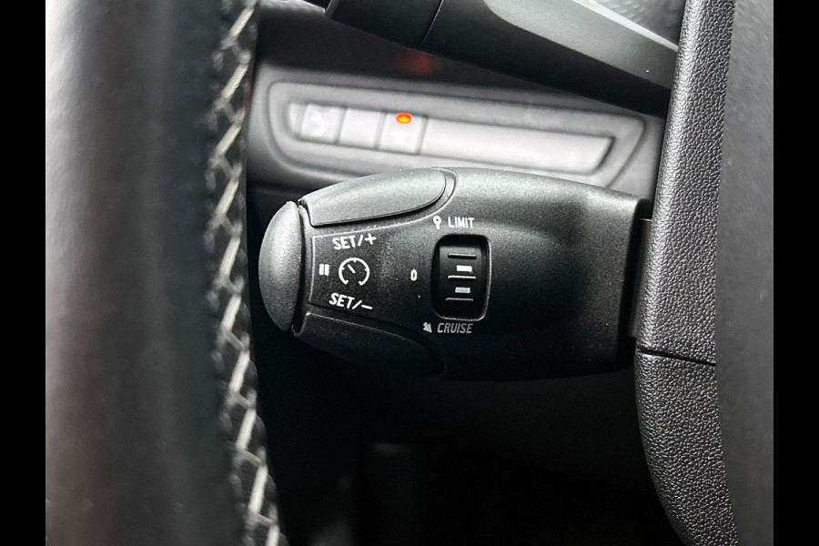 Peugeot 2008 1.2 PureTech Allure NAVI STOF-LEER CRUISE