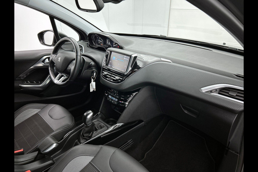 Peugeot 2008 1.2 PureTech Allure NAVI STOF-LEER CRUISE