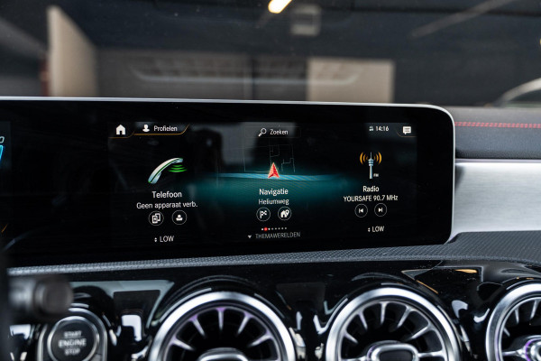 Mercedes-Benz CLA-Klasse AMG 35 4MATIC | Pano | 360 | Memory | Burmester