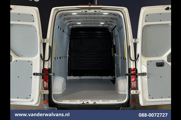 Volkswagen Crafter 2.0 TDI 140pk L3H3 L2H2 Euro6 # Airco | Camera | Apple Carplay | Android Auto Bijrijdersbank