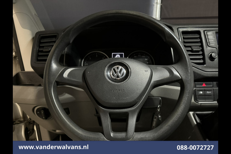 Volkswagen Crafter 2.0 TDI 140pk L3H3 L2H2 Euro6 # Airco | Camera | Apple Carplay | Android Auto Bijrijdersbank