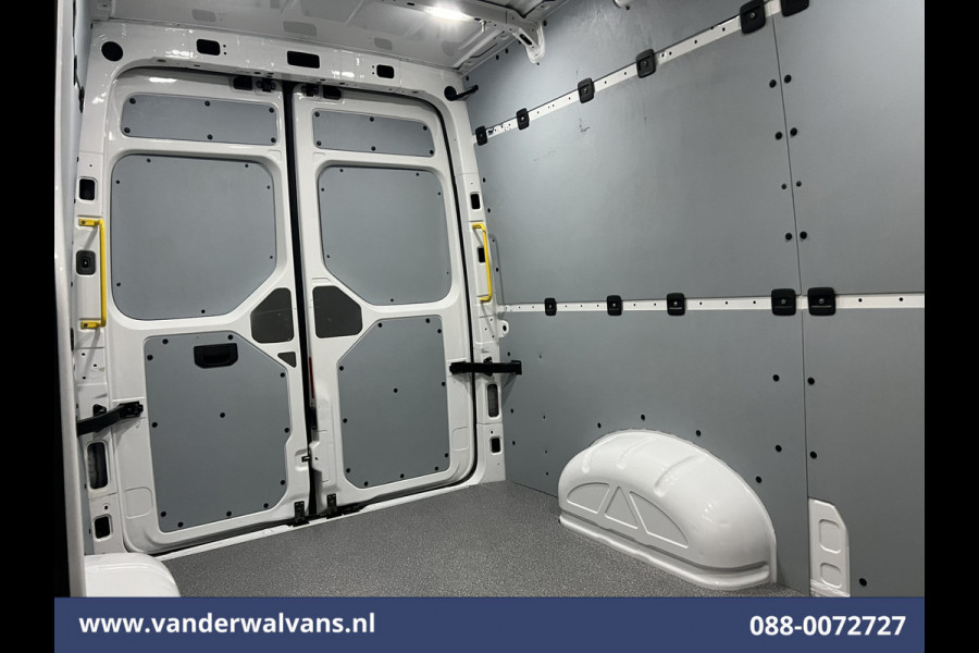 Volkswagen Crafter 2.0 TDI 140pk L3H3 L2H2 Euro6 # Airco | Camera | Apple Carplay | Android Auto Bijrijdersbank