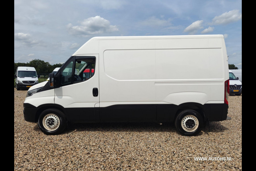 Iveco Daily 35S12V 2.3 L2 H2 , POST NL Uitvoering , Euro 6 , Apk jan. 2026