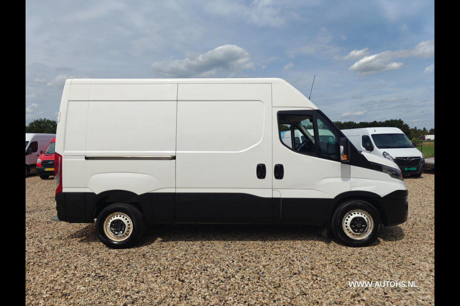 Iveco Daily 35S12V 2.3 L2 H2 , POST NL Uitvoering , Euro 6 , Apk jan. 2026