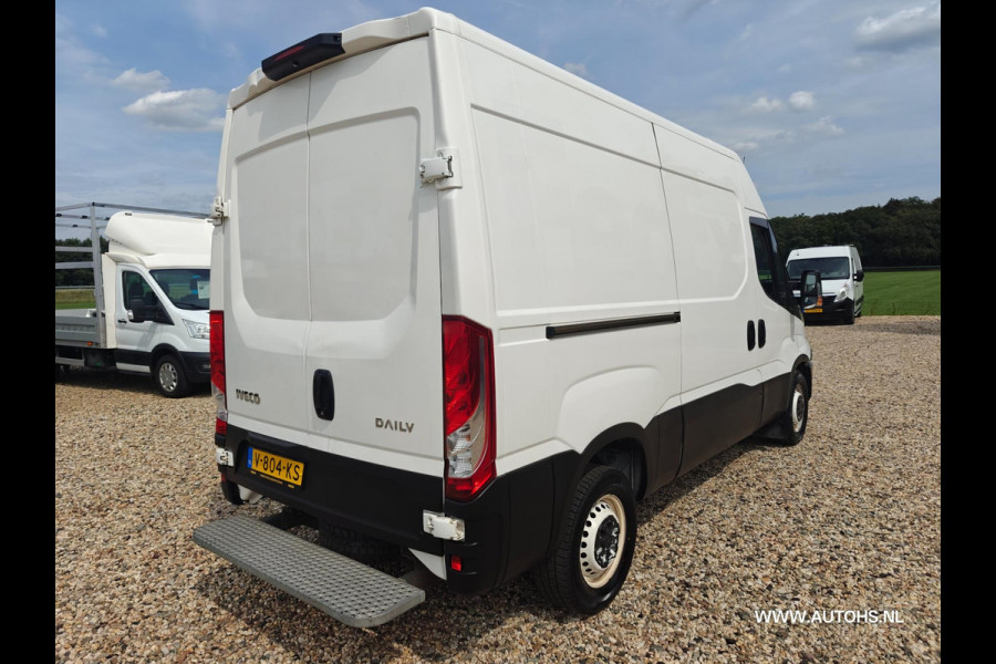 Iveco Daily 35S12V 2.3 L2 H2 , POST NL Uitvoering , Euro 6 , Apk jan. 2026