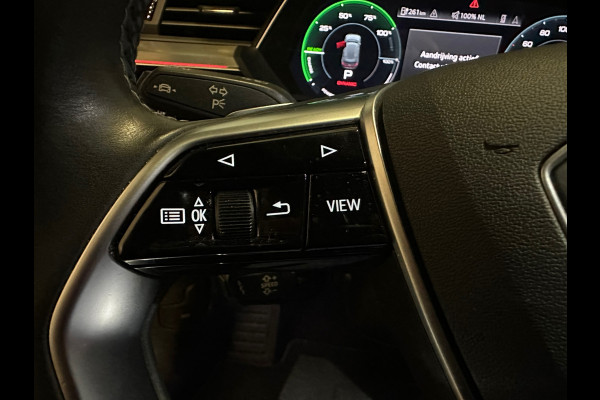 Audi e-tron Sportback 55 quattro S edition 22 inch / B&O / 360 cam / Pano / Luxe bekl.