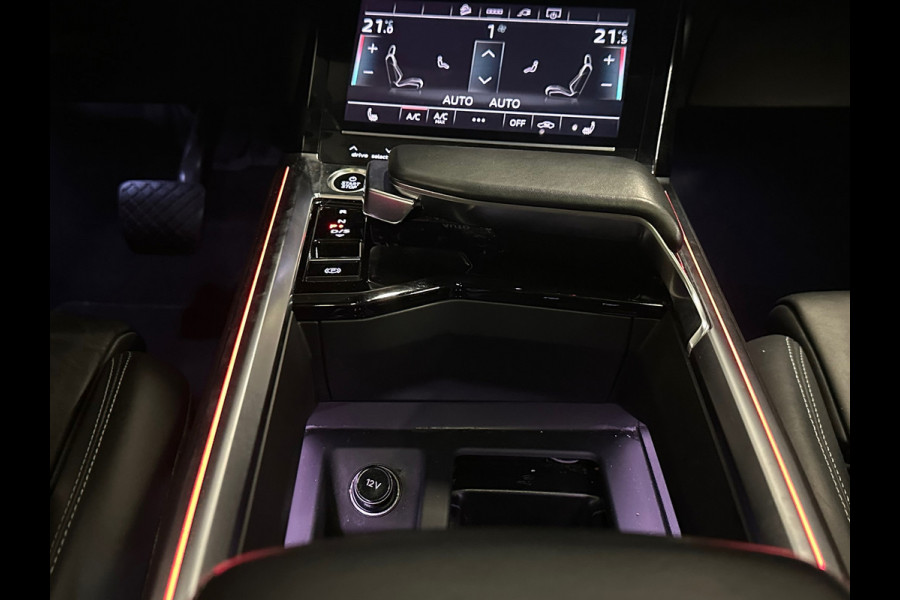 Audi e-tron Sportback 55 quattro S edition 22 inch / B&O / 360 cam / Pano / Luxe bekl.