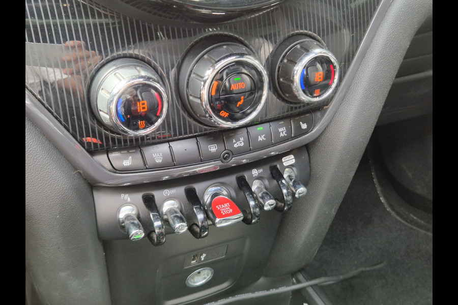 MINI Countryman 2.0 John Cooper Works ALL4 Chili | Headup | Pano | Camera | ACC | Stoelverw |