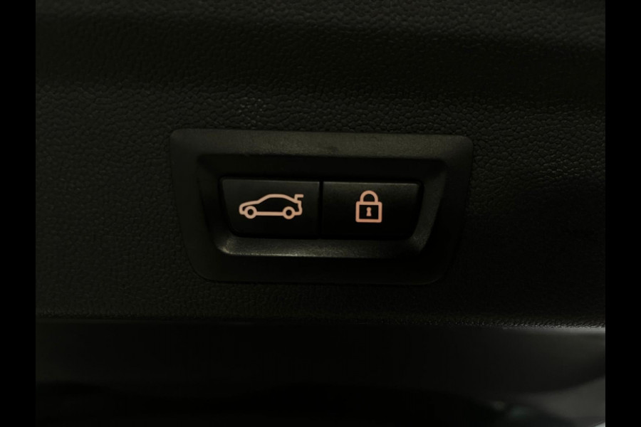 MINI Countryman 2.0 John Cooper Works ALL4 Chili | Headup | Pano | Camera | ACC | Stoelverw |