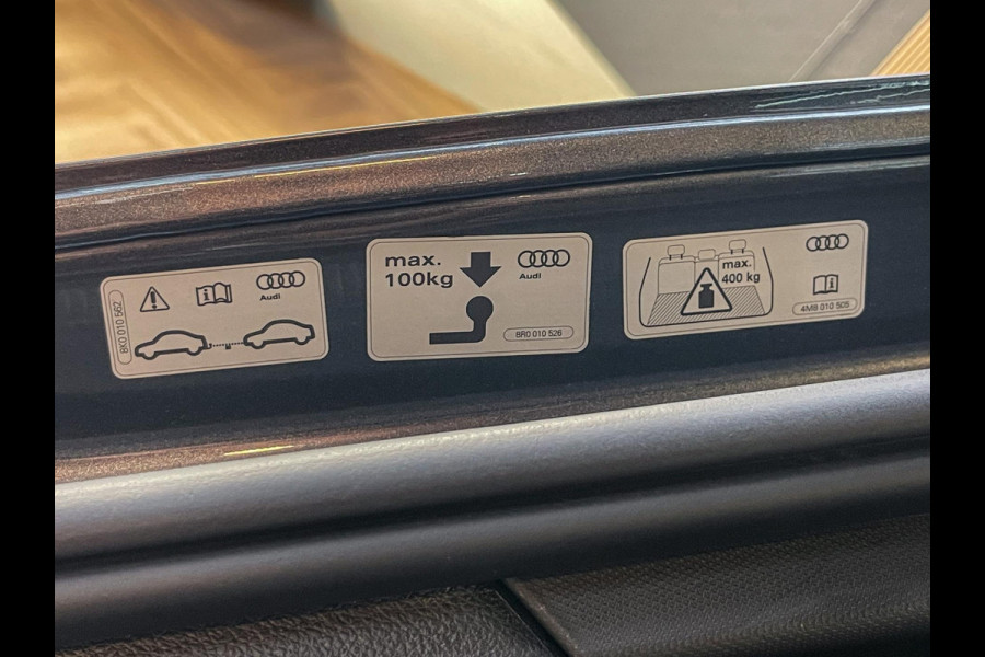 Audi Q5 55 TFSI e Quattro S Line 367PK - Pano - Lucht