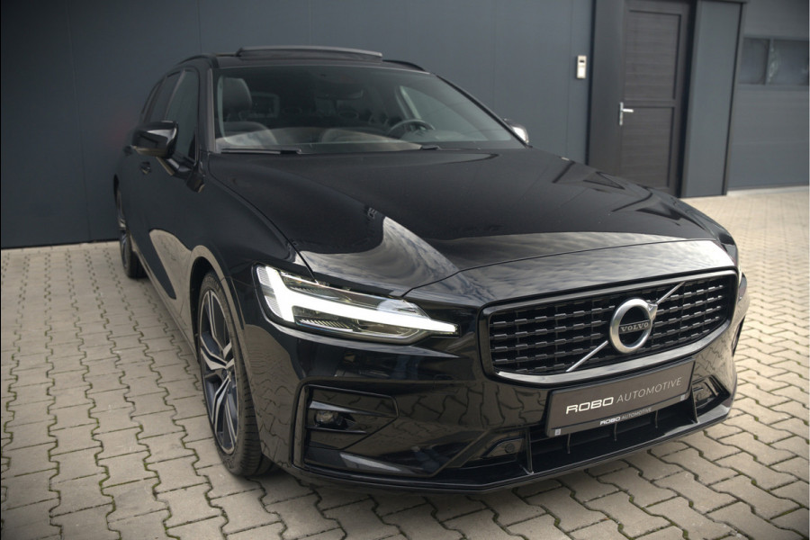 Volvo V60 2.0 B3 R-Design | Panoramadak | Harman Kardon | Keyless | Memory Stoel | Elektrische Stoelen | Stuurverwarming | Stoelverwarming | Camera | Adaptive Cruise Control | Leer | LED | DAB | Parkeensensoren | Appl