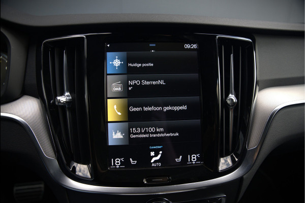Volvo V60 2.0 B3 R-Design | Panoramadak | Harman Kardon | Keyless | Memory Stoel | Elektrische Stoelen | Stuurverwarming | Stoelverwarming | Camera | Adaptive Cruise Control | Leer | LED | DAB | Parkeensensoren | Appl