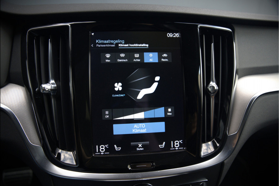 Volvo V60 2.0 B3 R-Design | Panoramadak | Harman Kardon | Keyless | Memory Stoel | Elektrische Stoelen | Stuurverwarming | Stoelverwarming | Camera | Adaptive Cruise Control | Leer | LED | DAB | Parkeensensoren | Appl
