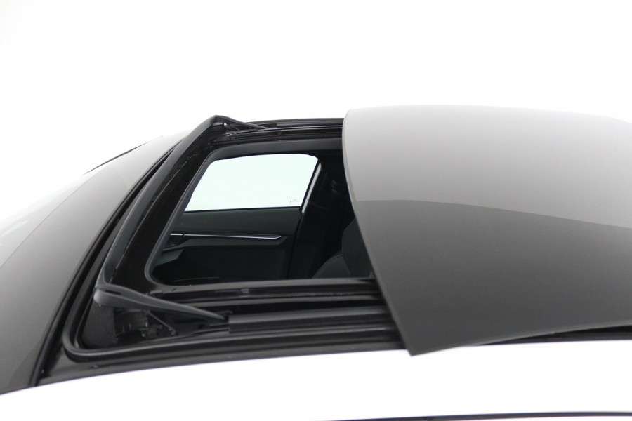 Audi A3 Sportback 35 TFSI S edition (PANORAMADAK, CARPLAY, ELEKT. STOELEN, VIRTUAL, PDC, GOED ONDERHOUDEN, LED)