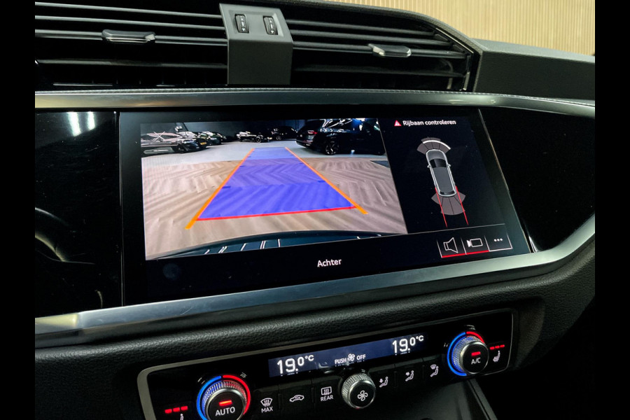 Audi Q3 45 TFSI e S Line 245PK - Trekhaak - Virtual - Navi