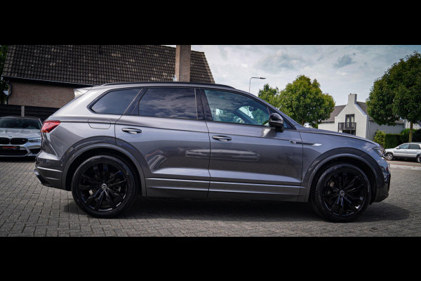 Volkswagen Touareg 3.0 TSi 4MOTION R | 360 cam | Panorama | Trekhaak | Incl. BTW | HuD | Adaptieve Cruise | Luchtvering | Park Ass