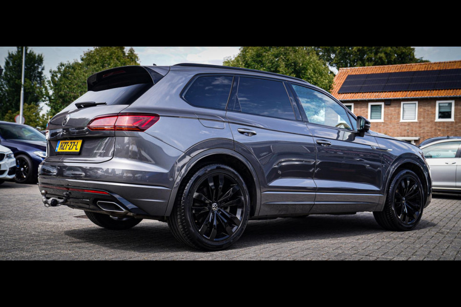 Volkswagen Touareg 3.0 TSi 4MOTION R | 360 cam | Panorama | Trekhaak | Incl. BTW | HuD | Adaptieve Cruise | Luchtvering | Park Ass