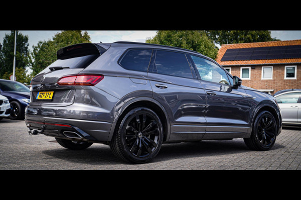 Volkswagen Touareg 3.0 TSi 4MOTION R | 360 cam | Panorama | Trekhaak | Incl. BTW | HuD | Adaptieve Cruise | Luchtvering | Park Ass