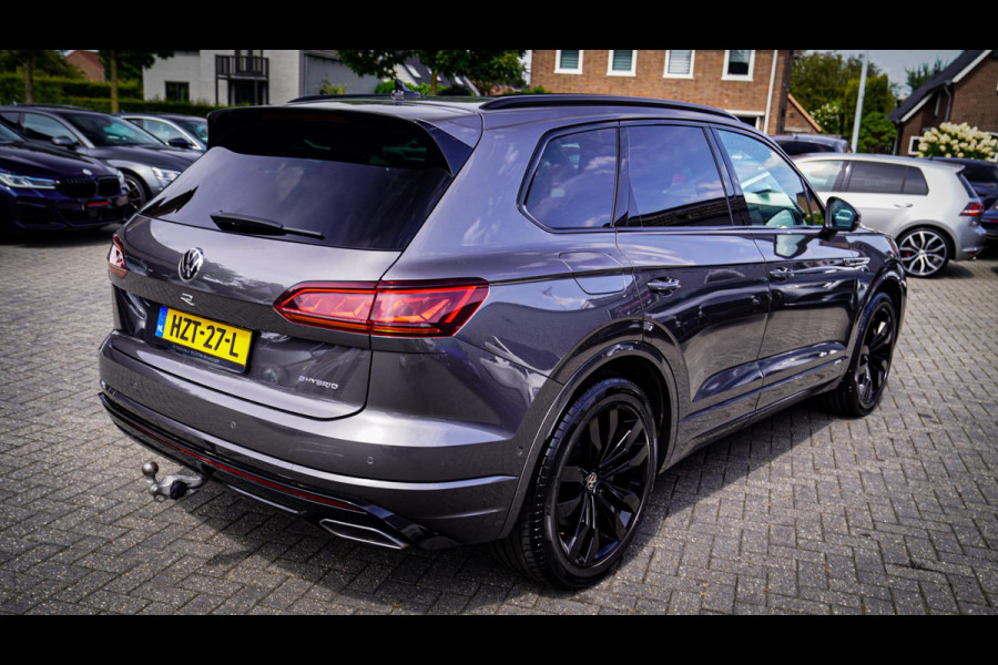 Volkswagen Touareg 3.0 TSi 4MOTION R | 360 cam | Panorama | Trekhaak | Incl. BTW | HuD | Adaptieve Cruise | Luchtvering | Park Ass