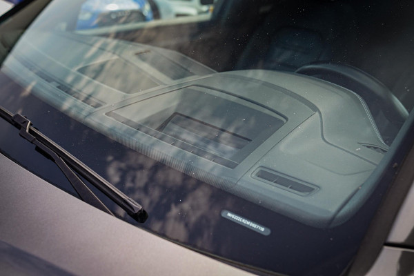 Volkswagen Touareg 3.0 TSi 4MOTION R | 360 cam | Panorama | Trekhaak | Incl. BTW | HuD | Adaptieve Cruise | Luchtvering | Park Ass