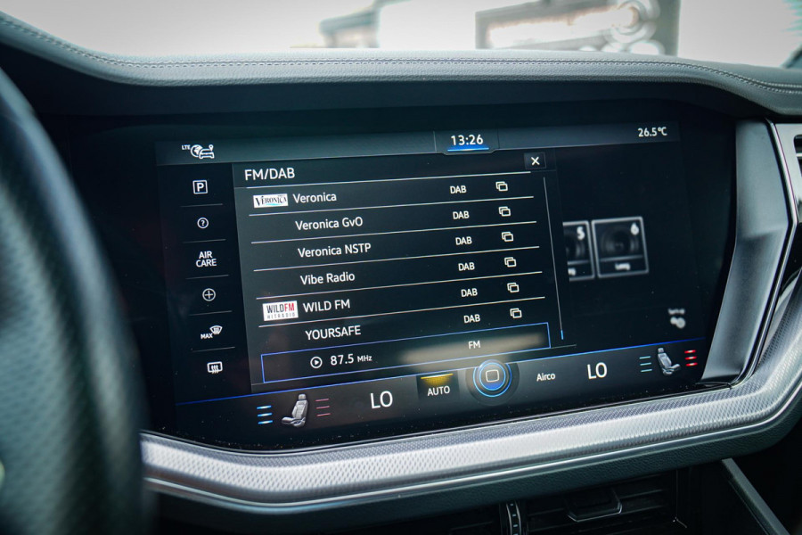 Volkswagen Touareg 3.0 TSi 4MOTION R | 360 cam | Panorama | Trekhaak | Incl. BTW | HuD | Adaptieve Cruise | Luchtvering | Park Ass