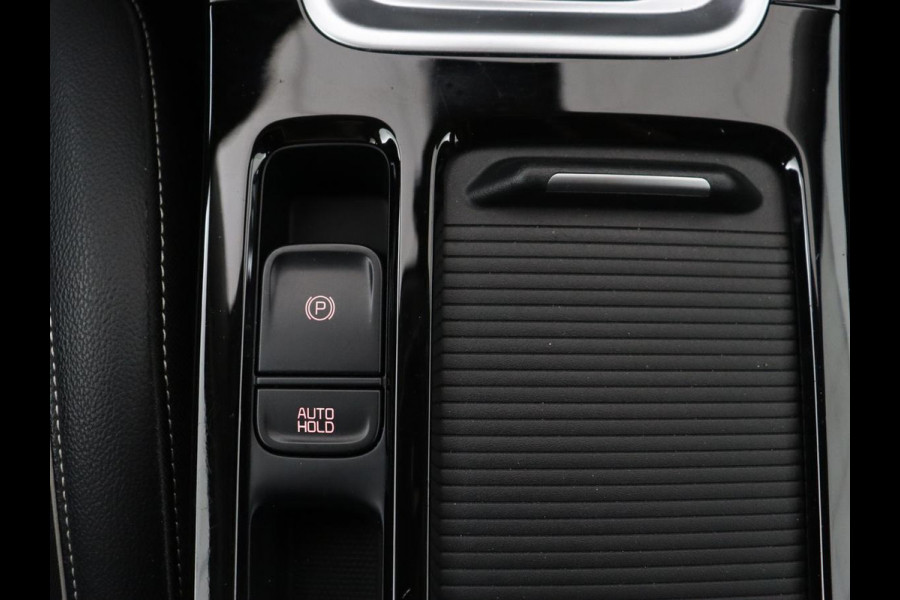 Kia Ceed 1.4 T-GDi DynamicPlusLine | Stoel & stuurverwarming | Adaptive cruise | Camera | Carplay | Keyless | Half leder | Navigatie