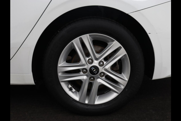 Kia Ceed 1.4 T-GDi DynamicPlusLine | Stoel & stuurverwarming | Adaptive cruise | Camera | Carplay | Keyless | Half leder | Navigatie