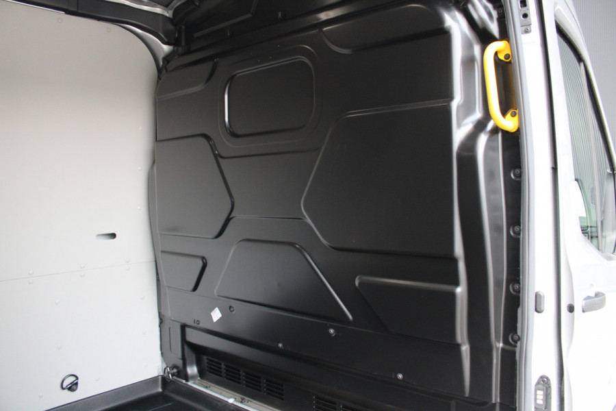 Ford Transit 350 2.0 TDCI L2H2 Trend 130pk - Facelift - Adaptive Cruise - Navigatie - Blind Spot - 360 Camera - Stoel - Stuurverwarming - Rij
